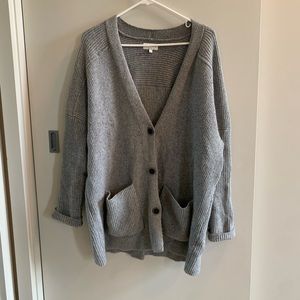 Oversized cardigan